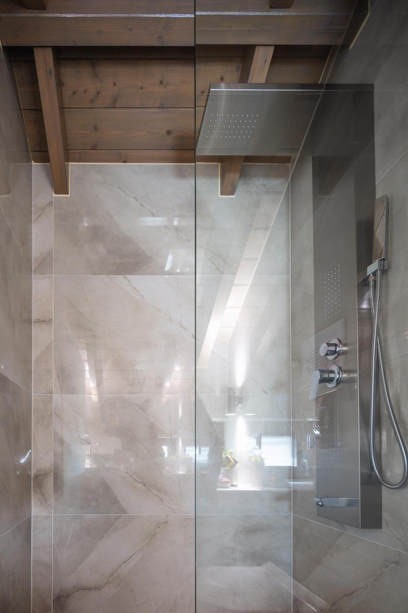 Oinolithos Luxury Villa *