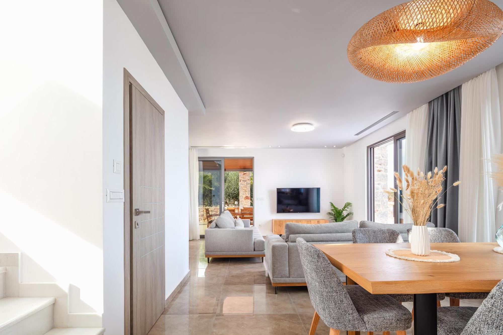 Oinolithos Luxury Kalamaki