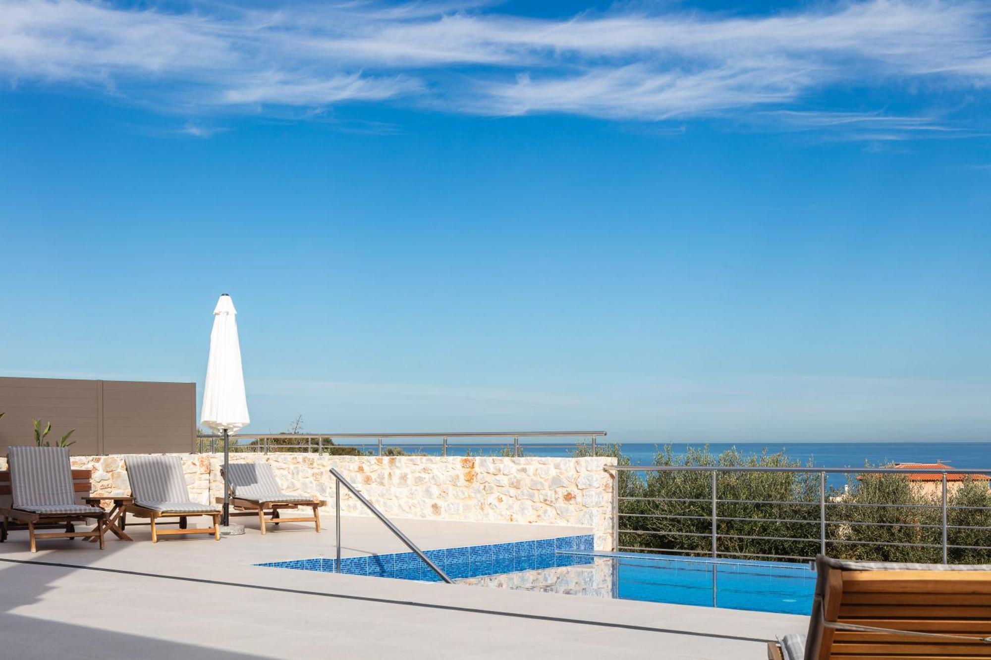Oinolithos Luxury * Kalamaki